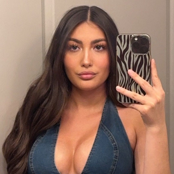 hayley_samantha